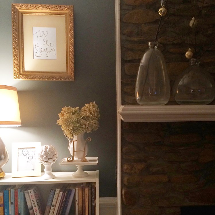 amandamacyhall tis the season handmade holiday sign